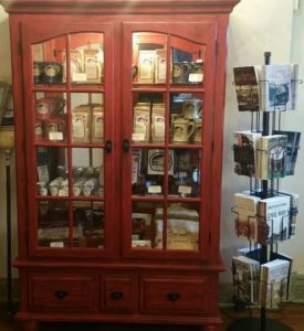 Gift shop hutch